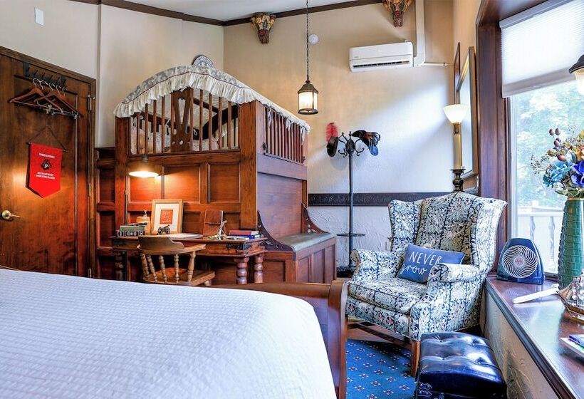 스탠다드 룸, Stone Chalet Bed & Breakfast Inn