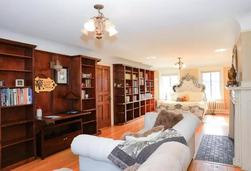 デラックススタジオ, Stone Chalet Bed & Breakfast Inn