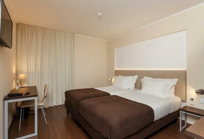 غرفة قياسية, In Gold Hotel & Spa