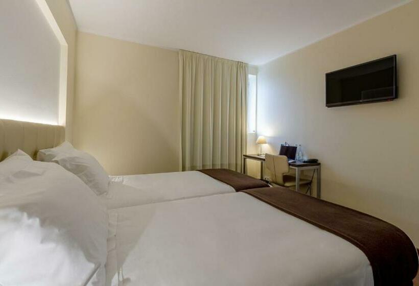 غرفة قياسية, In Gold Hotel & Spa