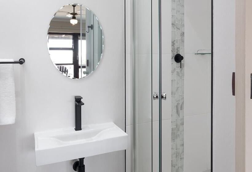 Номер Deluxe Вид на Море Боковой, Greystone Guesthouse