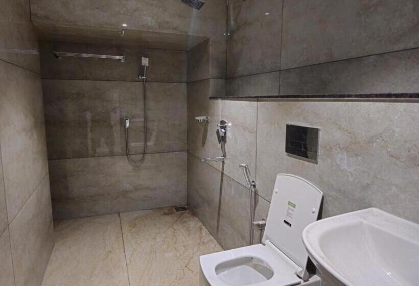 Люкс Кровать Кинг, 7 The Business