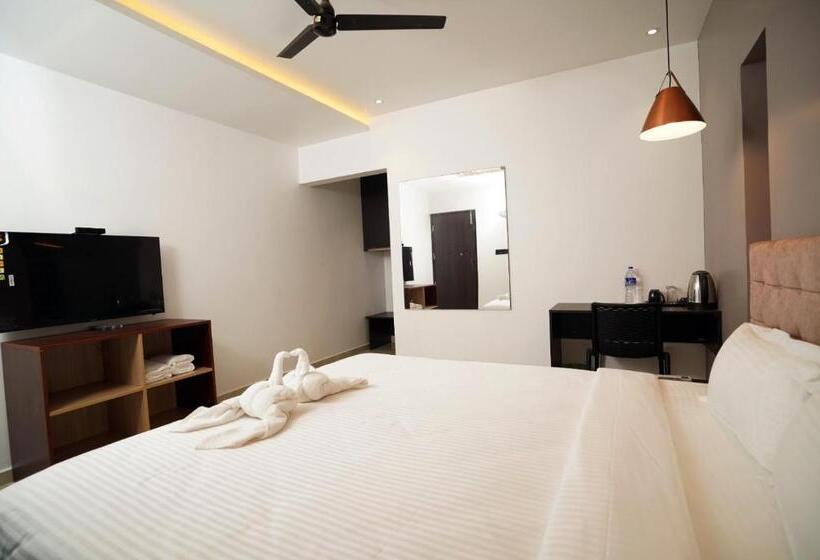 Люкс Кровать Кинг, 7 The Business