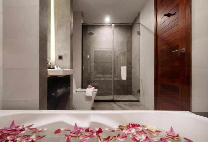 חדר פרמיום עם מרפסת, Koulen Central