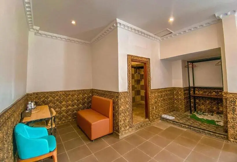 Deluxe-huone, Le Casablanca