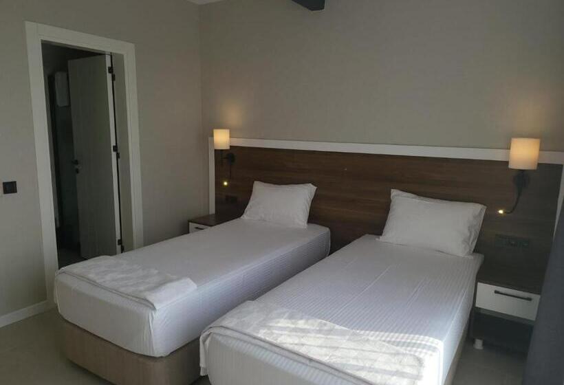 패밀리 룸, Lulubay Rooms & Suites