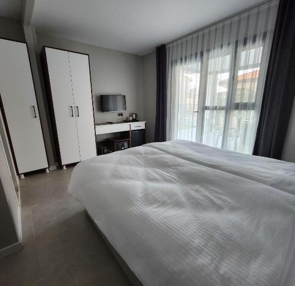 스탠다드 테라스 룸, Lulubay Rooms & Suites