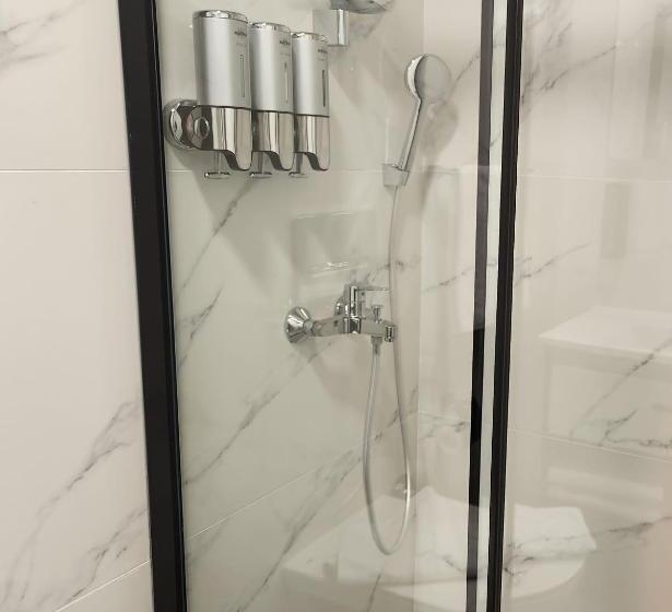 패밀리 룸, Lulubay Rooms & Suites