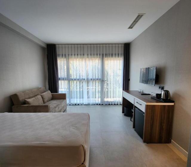 패밀리 스위트, Lulubay Rooms & Suites