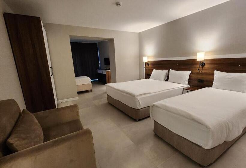 패밀리 스위트, Lulubay Rooms & Suites