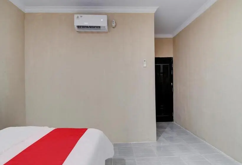 Standard-huone, Oyo 93087 Wisma Apel Syariah