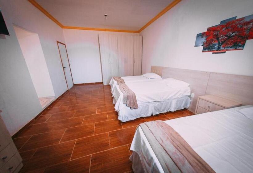 Номер Стандарт Трехместный, Pousada Elmira´s Bela Vista