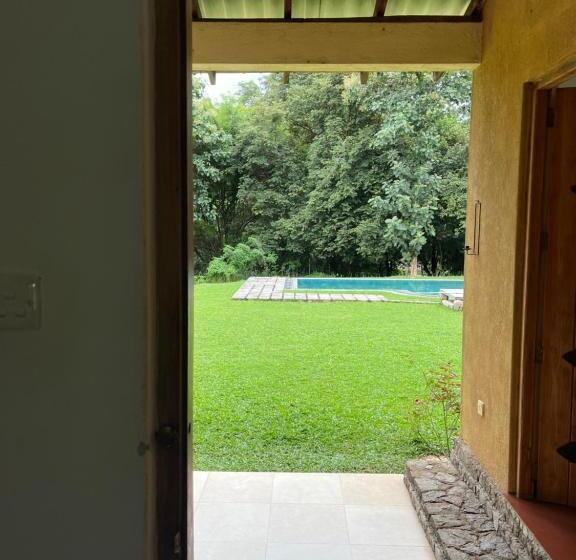 Habitación Estándar Vista Jardín, Rivendell Twisted Tree