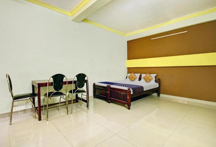 三人经典房间, Spot On Ummis Residency