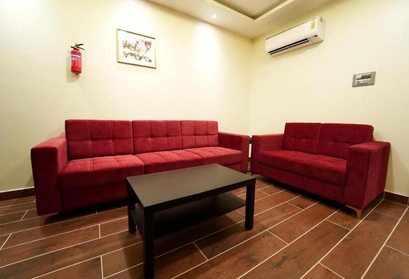 Люкс Кровать Кинг, Mevid Hotels