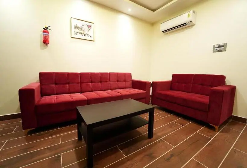 キングサイズベッドのスイートルーム, Mevid Hotels