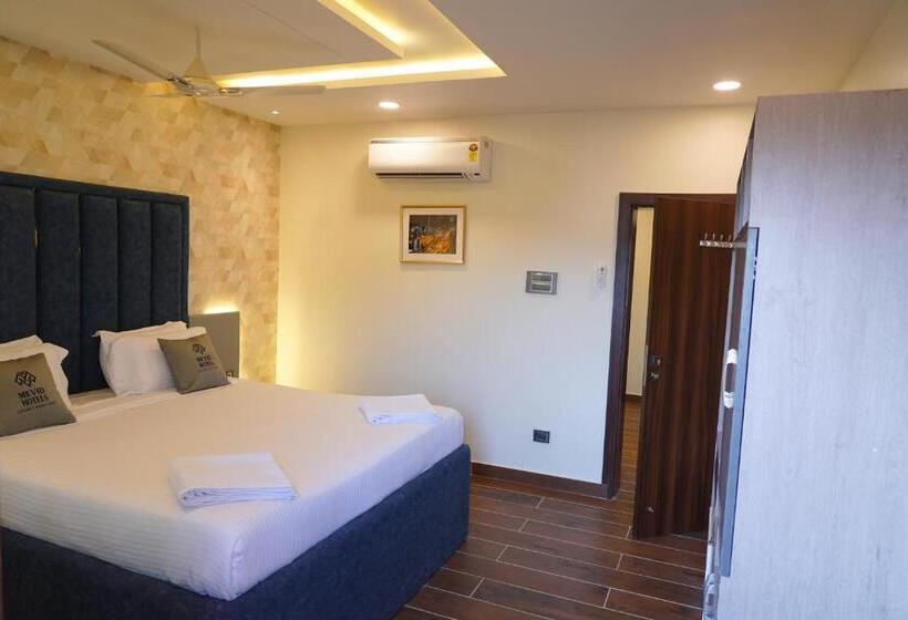 Люкс Повышенной Комфортности, Mevid Hotels