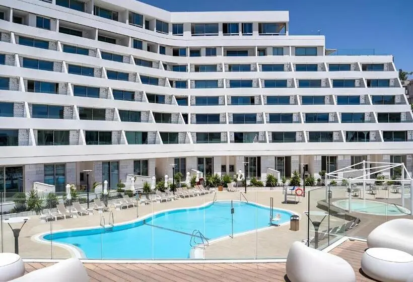 آپارتمان 1 خوابه با بالکن, Nathan S Suites On The Beach