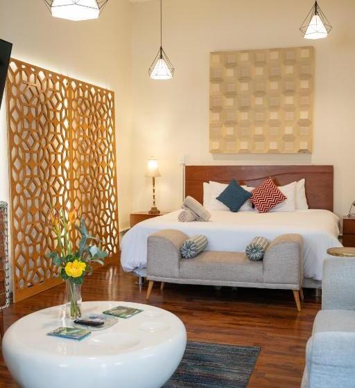 디럭스 스위트 킹 침대, Casa Boutique Galvez