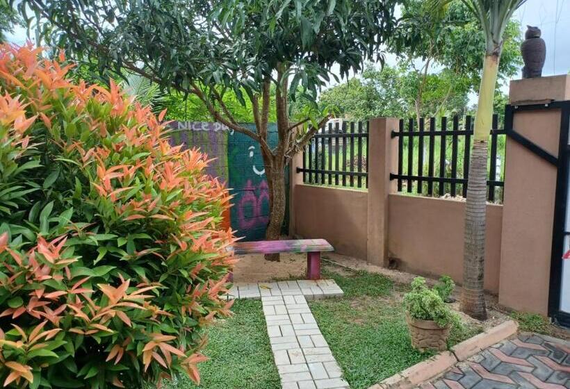 ツーベッドルーム　ヴィラ, Mf Villa