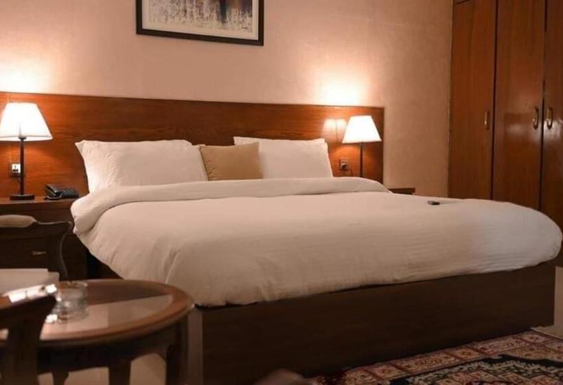 اتاق استاندارد, The Elet Signature Boutique Hotel Karachi