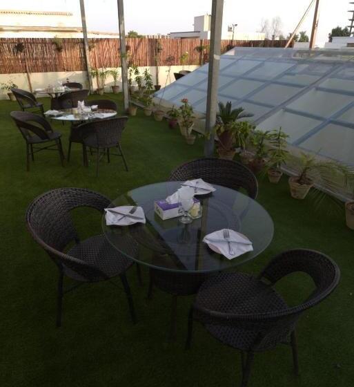 اتاق استاندارد یک نفره, The Elet Signature Boutique Hotel Karachi