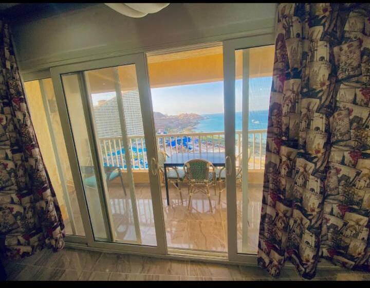 آپارتمان 1 خوابه با چشم‌انداز دریا, اهرامات بورتو السخنة