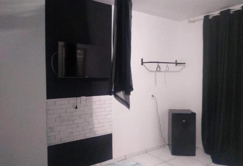 스탠다드 룸, Pousada Luzemar Quarto