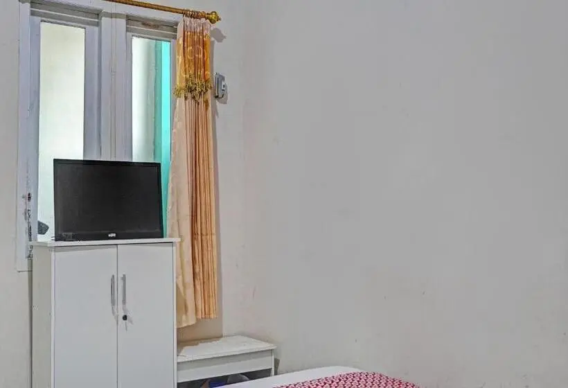 Camera Standard, Oyo Life 92684 Kost Mutiara Nirwana