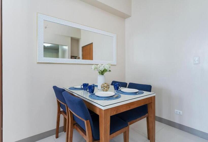 1 Bedroom Deluxe Apartment, Omp T1 6h, Free Beach & Pool Access, Near Airport, Fast Wifi, Netflix