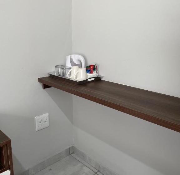 Quarto standard, 473 On Cliff