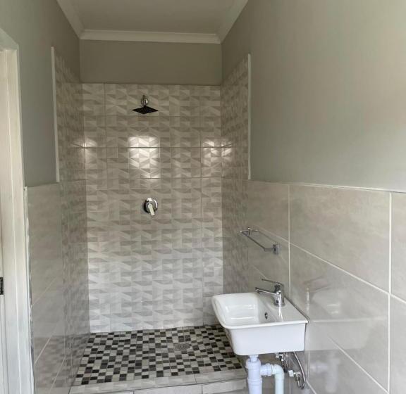 Quarto standard, 473 On Cliff