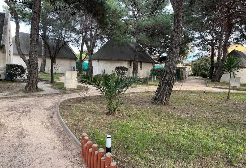 Perhebungalow, Resid Artel