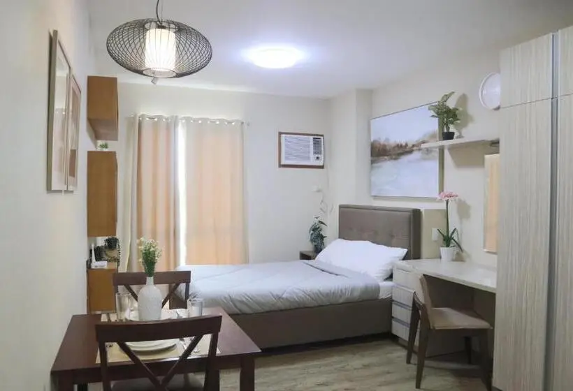 استودیوی لوکس, Urban Retreat At Avida Tower
