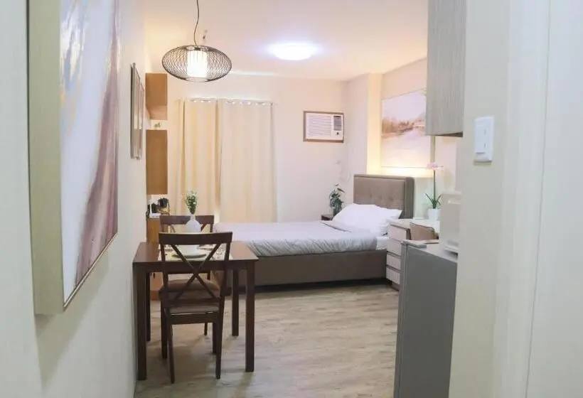 استودیوی لوکس, Urban Retreat At Avida Tower