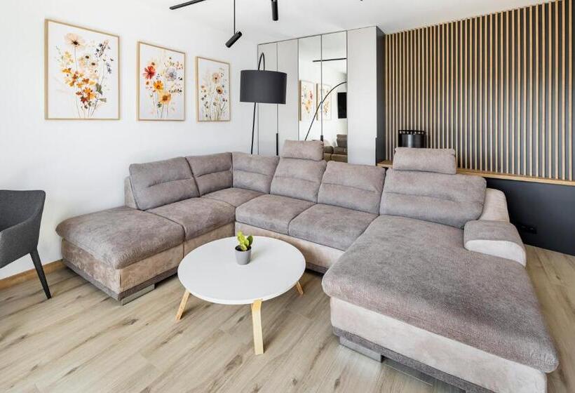 شقة غرفتين, Vi&la   Apart House