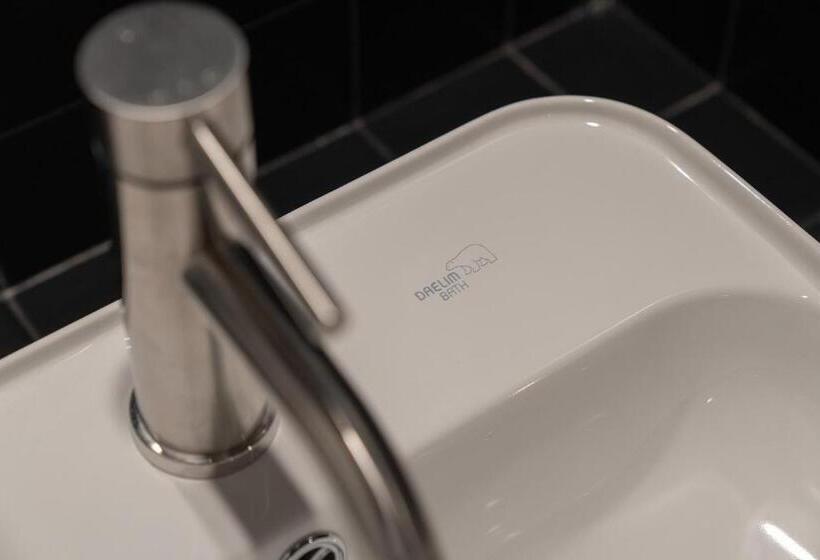 Suite cu Mansardă, Workers Hotel Ansan By Aank