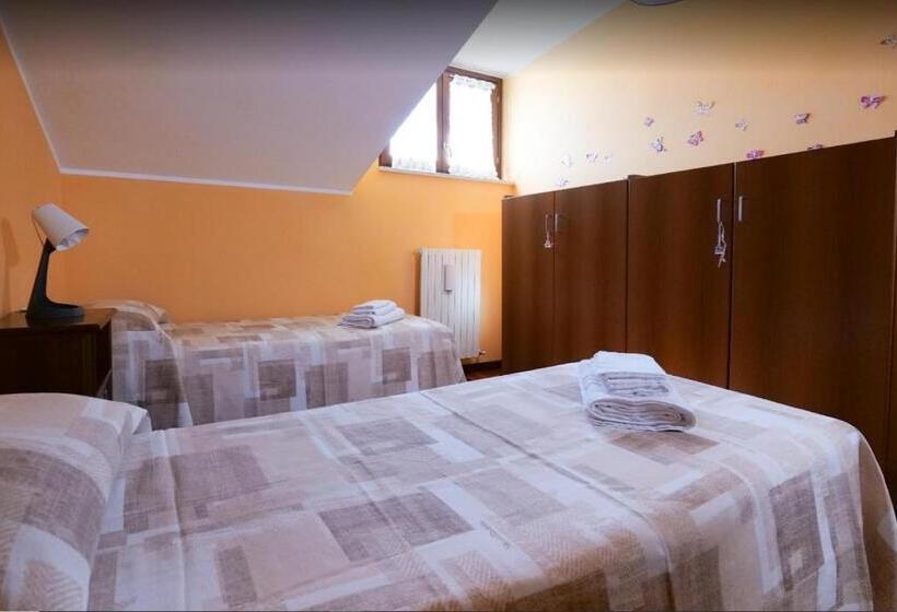 Номер Дюплекс, B&b Sissy