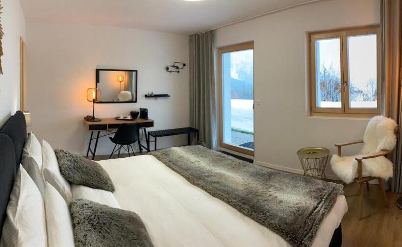 带共用浴室的标准房间, Le Lézard Et La Grenouille Bnb