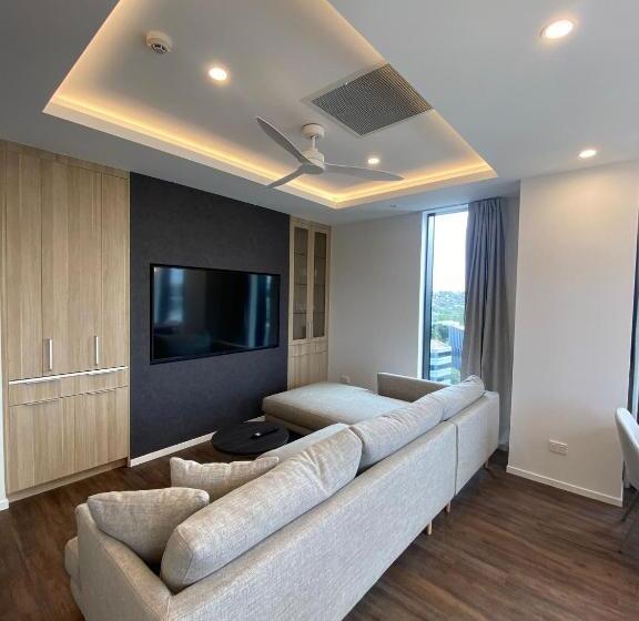 דירת פנטהאוז 2 חדרי שינה, La Quinta By Wyndham Ellerslie Auckland