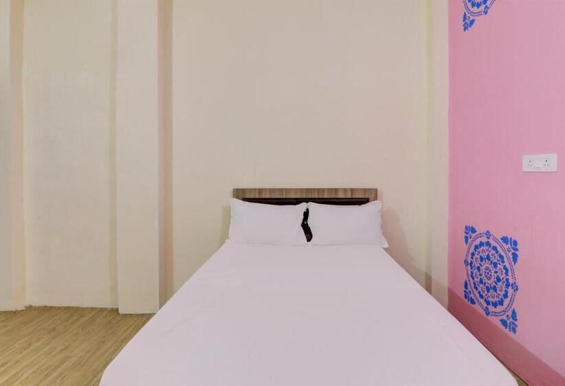 三人经典房间, Oyo Krishna Restaurant And Guest House