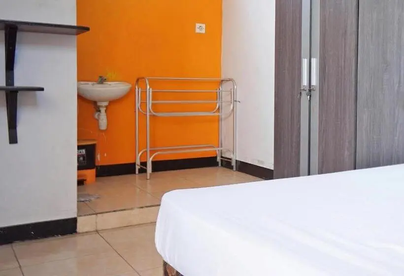 Standard-huone, Oyo Life 92915 Duta Amnan Syariah