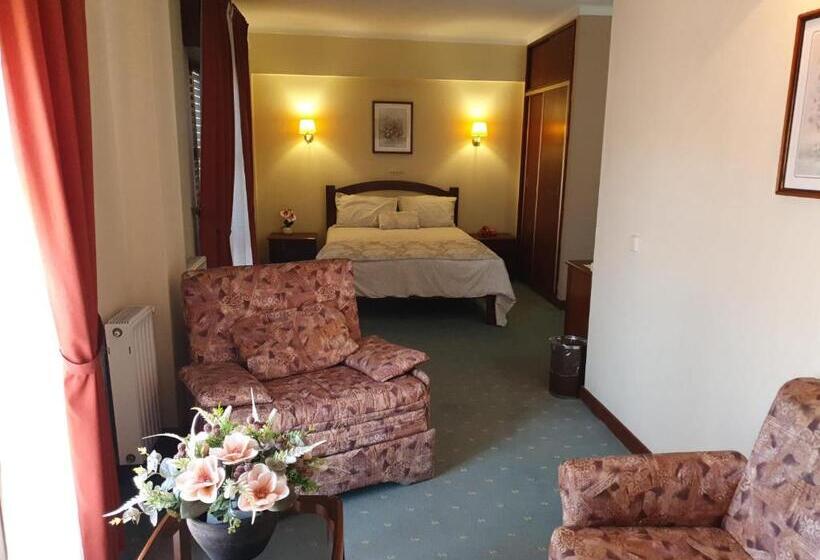 סוויטה, Peninsular