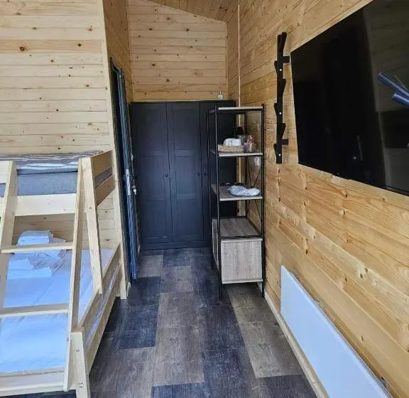 Perhebungalow, Saint Constantine Mountain Retreat