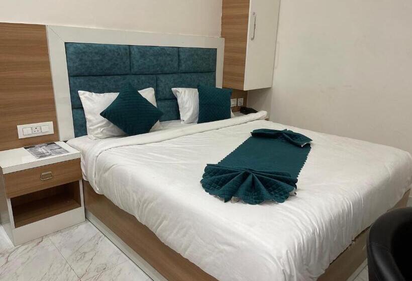 اتاق لوکس, Sundram