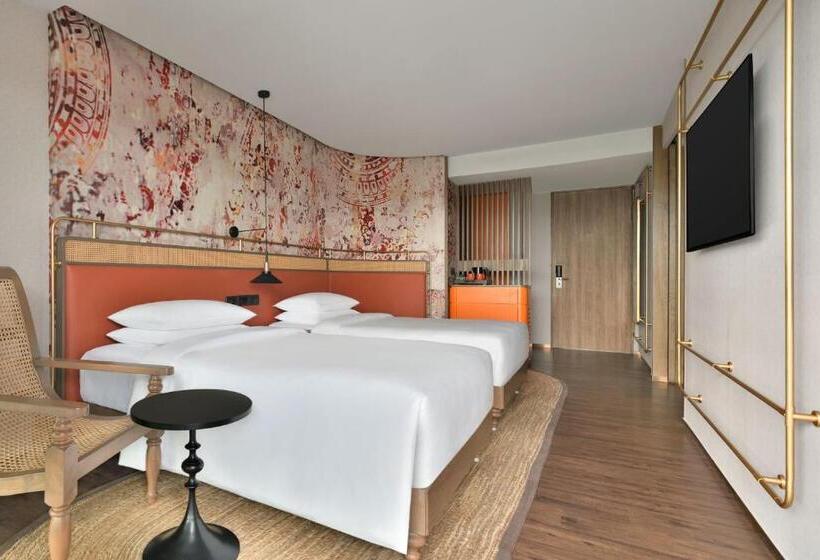 Номер Стандартный с Видом, The Artiste Kochi, A Tribute Portfolio