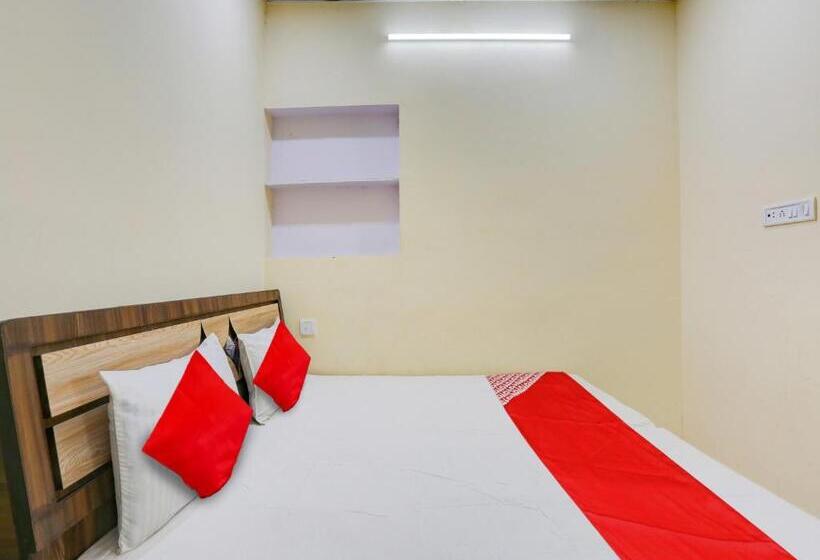 트리플 클래식 룸, Aravali Guest House