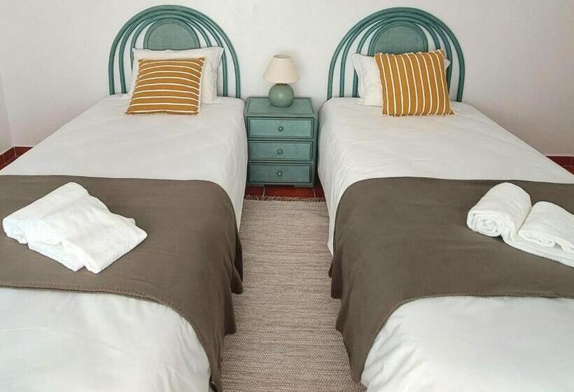 غرفة إقتصادية, Casa Das Laranjeiras