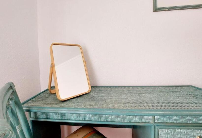 غرفة إقتصادية, Casa Das Laranjeiras