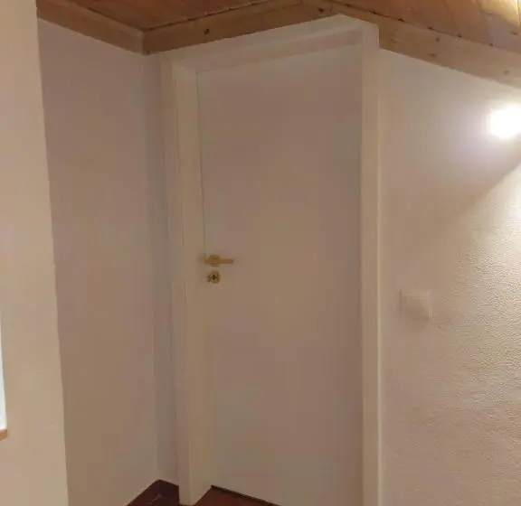 スーペリアスタジオ, Casa Das Laranjeiras